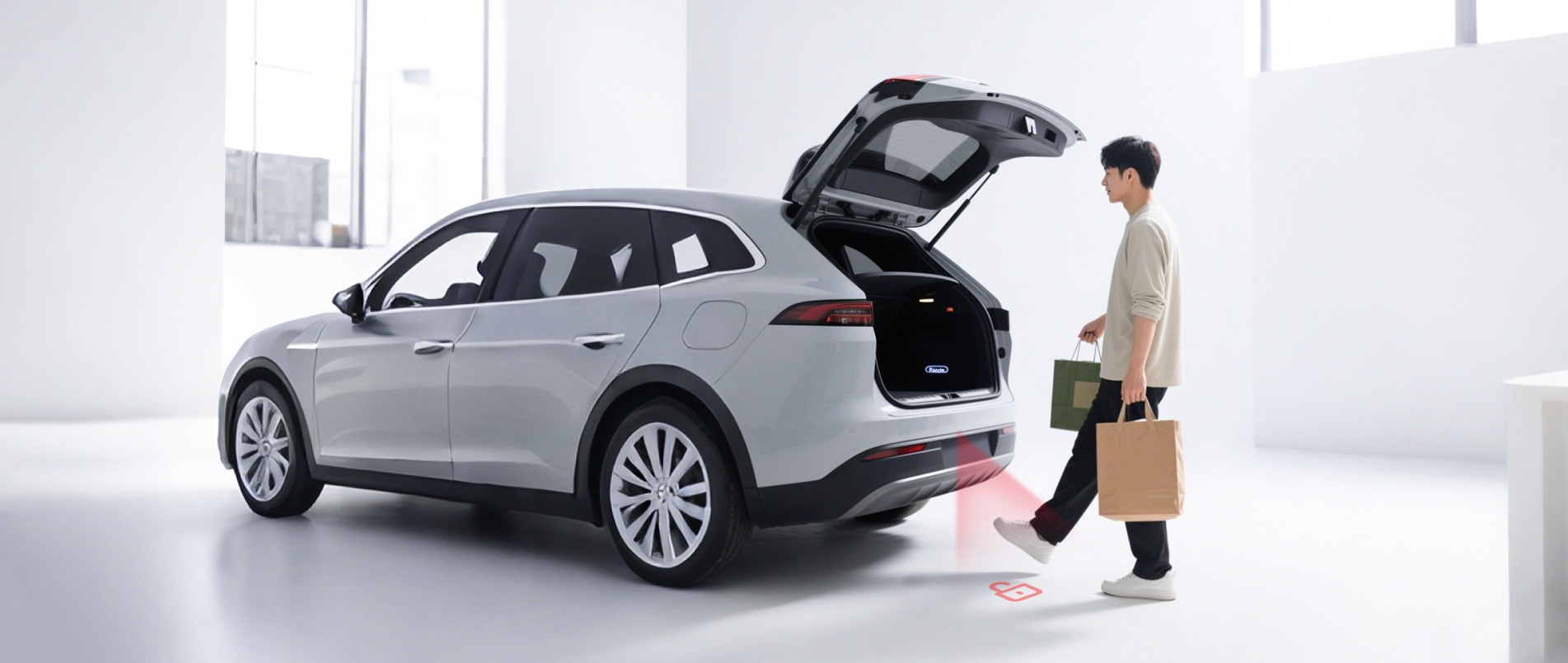 2025上海车展 | j9官网重磅发布AR脚踢毫米波雷达，重新定义“无接触交互”尾门